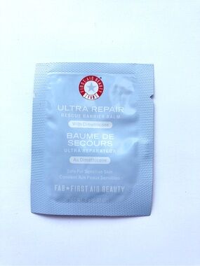 10/$10 First Aid Beauty Ultra Repair Rescue Barrier Balm